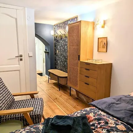 Feines In Der Mitte Apartment *